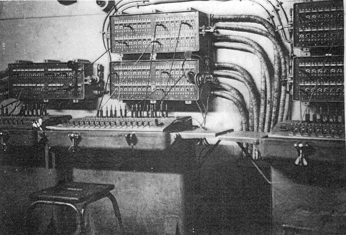 Ligne Maginot - METRICH - A17 - (Ouvrage d'artillerie) - Le central téléphonique dans les années 40 - Inconnu