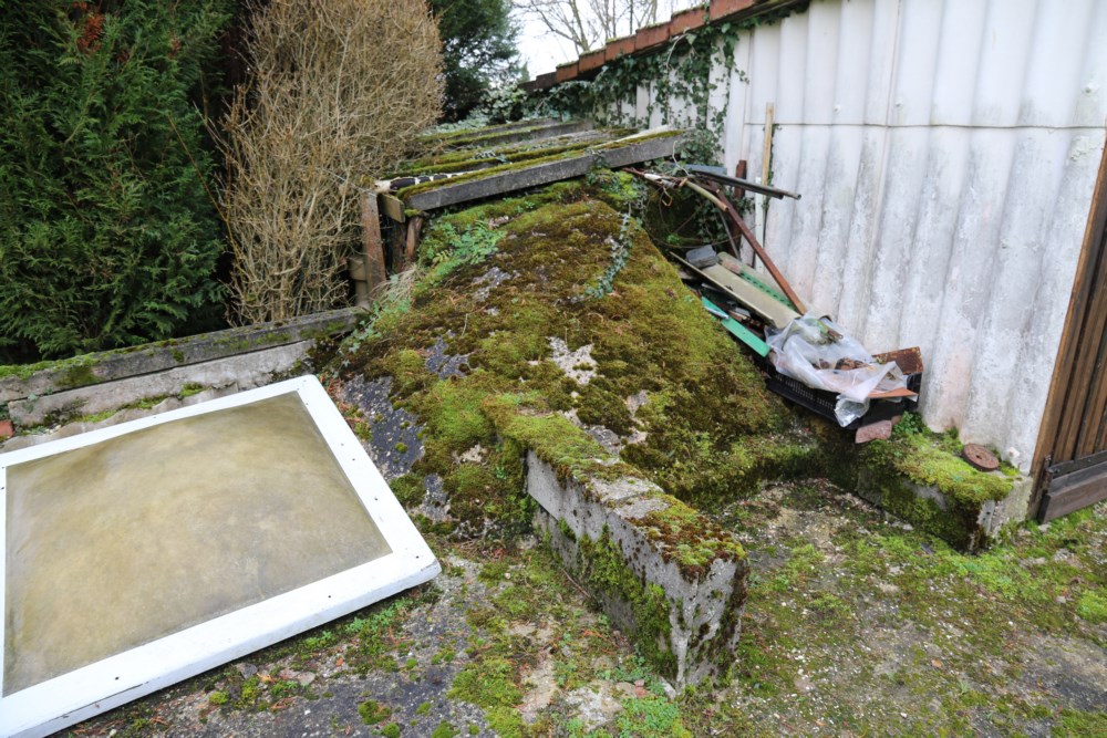 Ligne Maginot - SARRALBE VILLE 8 - (Blockhaus pour arme infanterie) - La façade remblayée - Alain Perouffe
