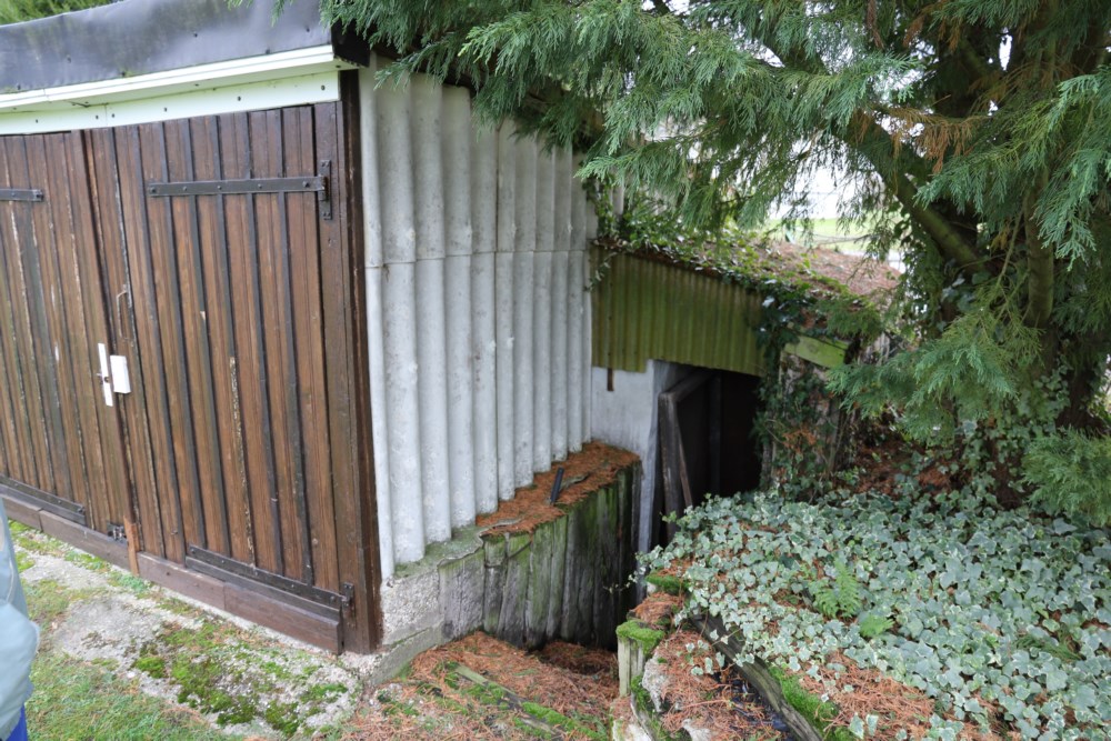 Ligne Maginot - SARRALBE VILLE 8 - (Blockhaus pour arme infanterie) - Blockhaus transformé.
Visite avec le propriétaire - Alain Perouffe