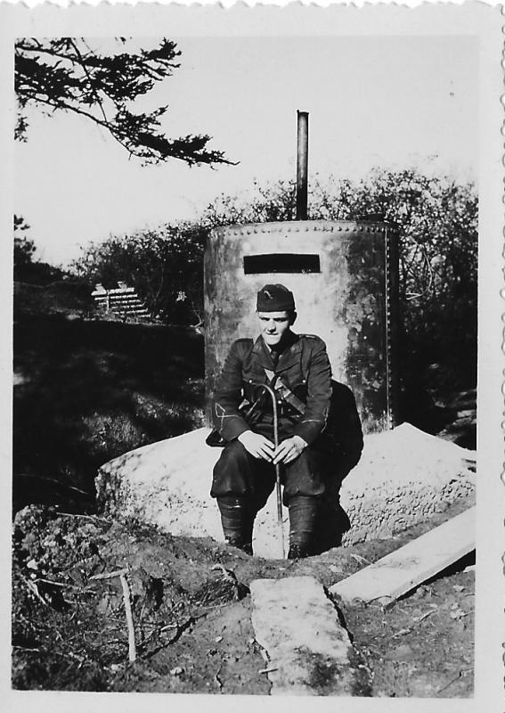 Ligne Maginot - KECK - (Observatoire d'infanterie) - L' aspirant Edmond Caspar (1919-2000) de la  CEFV 1 du 167ème RIF  - Inconnu