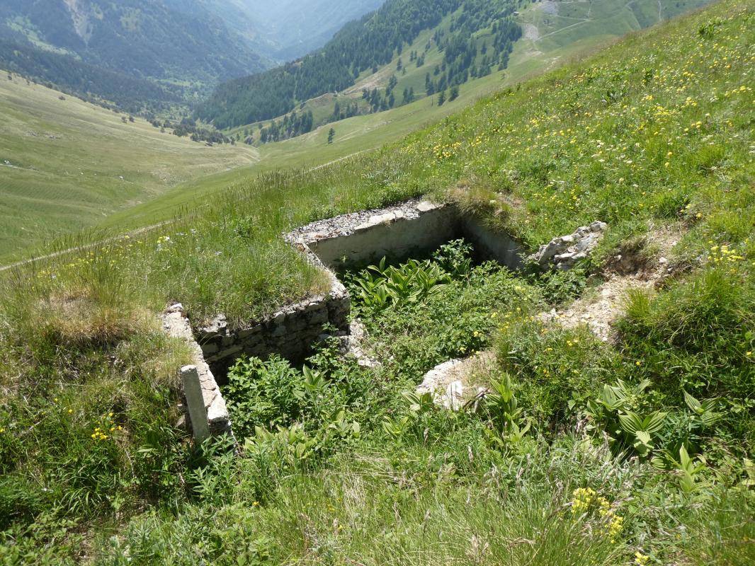 Ligne Maginot - COL DE RAUS - C4 - (Cuve pour arme d'infanterie) -  - ELLENA - CUNY