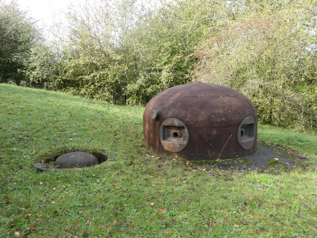 Ligne Maginot - WELSCHHOF - (Ouvrage d'infanterie) - Bloc 2
Cloche GFM et prise d'air - ELLENA - CUNY