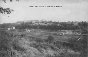 Ligne Maginot - FORT DE LA JUSTICE - RF BELFORT - (PC de Région Fortifiée) - Carte postale 
Vue d'ensemble du fort de la Justice à Belfort 