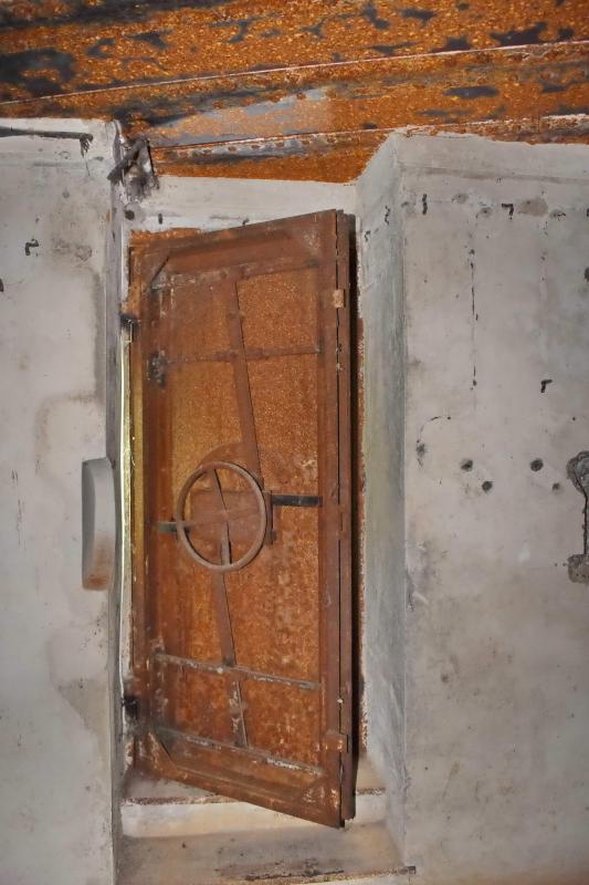 Ligne Maginot - ACHEN NORD - (Casemate d'infanterie) - Porte de la CT est - Daniel Froehly