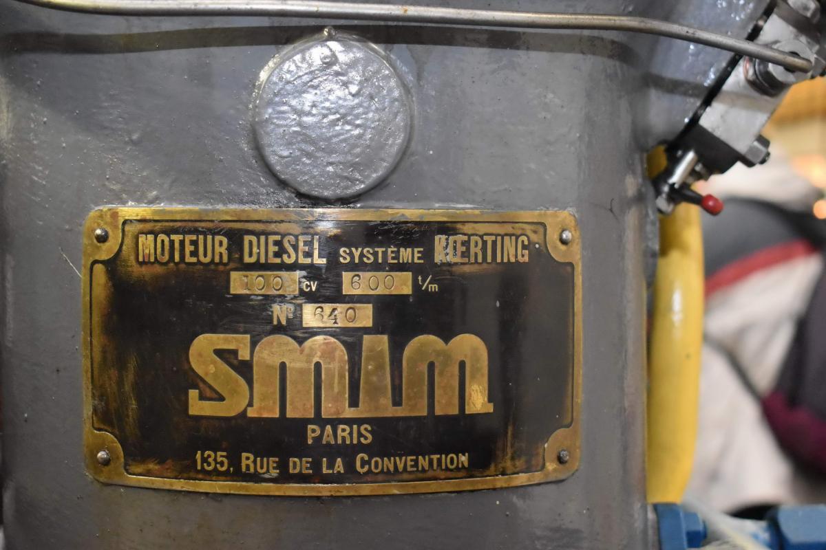 Ligne Maginot - ROHRBACH - FORT CASSO - (Ouvrage d'infanterie) - Usine electrique
Plaque de constructeur du moteur SMIM - Daniel Froehly
