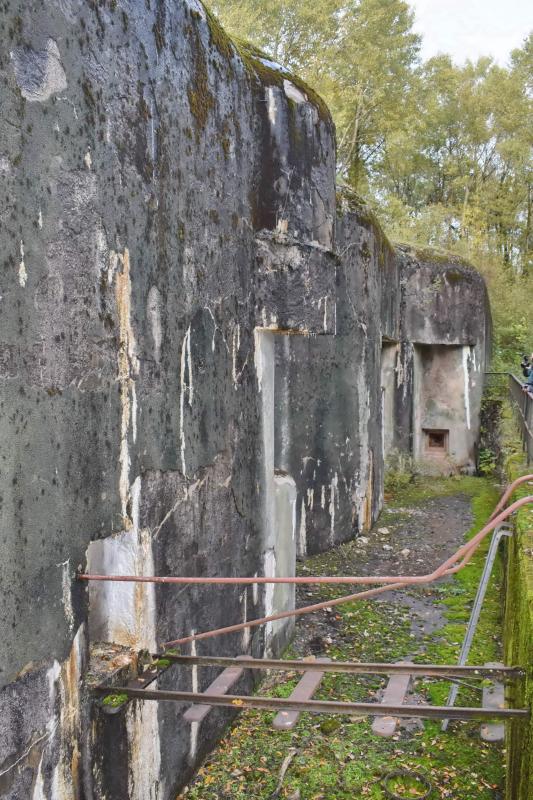 Ligne Maginot - SIMSERHOF - (Ouvrage d'artillerie) - Bloc 4
Fossé diamant - Daniel Froehly