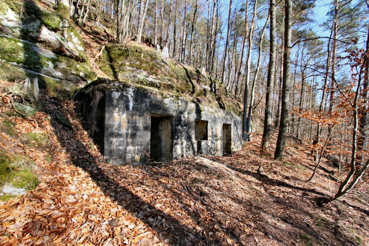 Ligne Maginot - PHILIPPSBOURG (154°RIF - 1/168°RAP) - (PC de Sous-Secteur) - Abri bétonné                    - Antoine SCHOEN