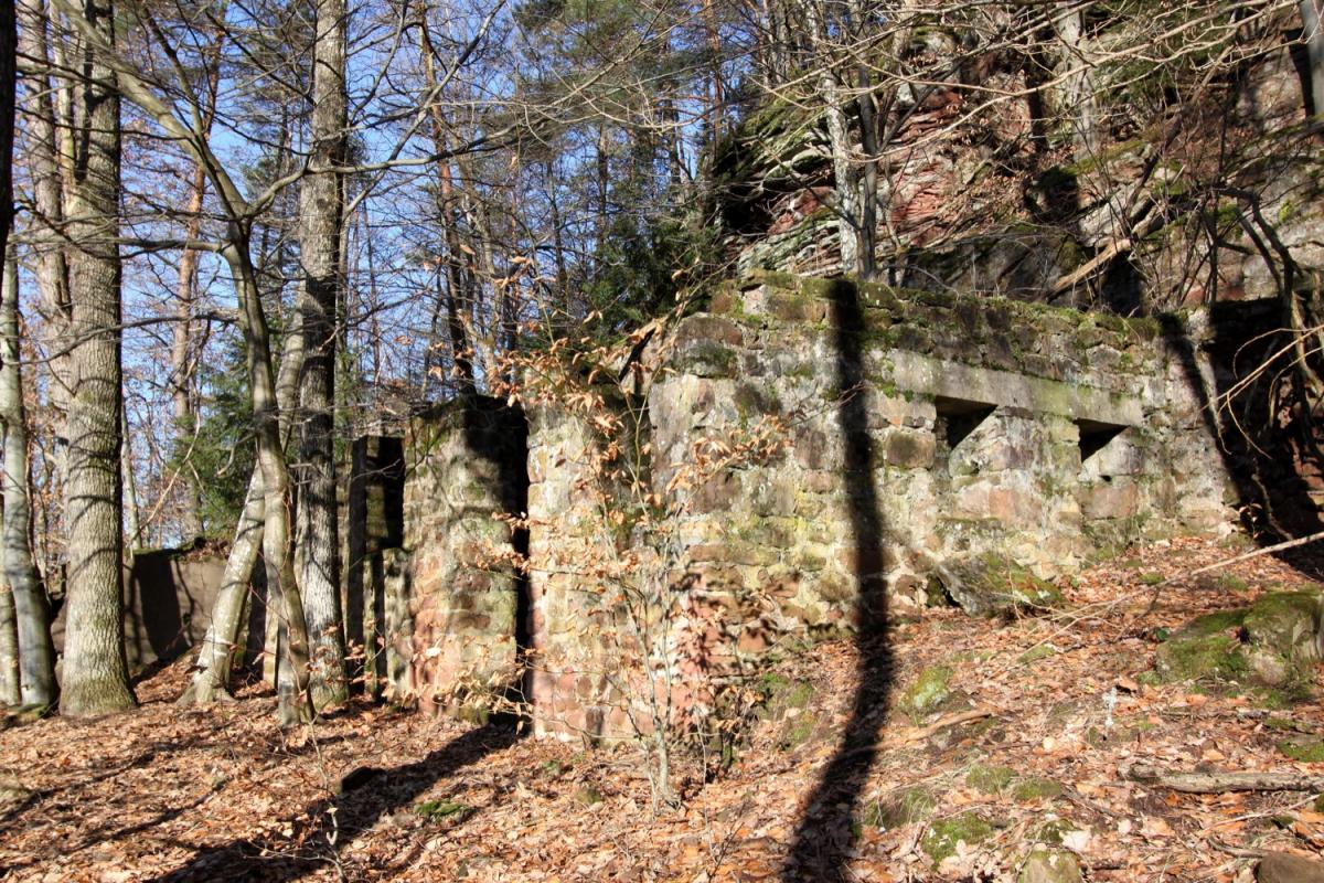 Ligne Maginot - PHILIPPSBOURG (154°RIF - 1/168°RAP) - (PC de Sous-Secteur) - Bâtiment extérieur                                  - Antoine SCHOEN