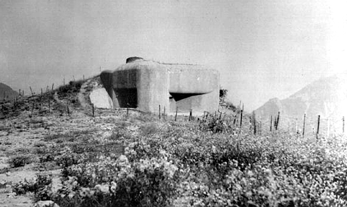 Ligne Maginot - AGAISEN (AN) - E03 - (Ouvrage d'artillerie) -  Le bloc 4 - Inconnu