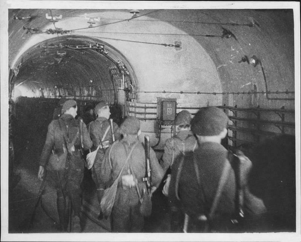Ligne Maginot - ROCHONVILLERS - A8 - (Ouvrage d'artillerie) - Photo de presse parue en 1938 - Inconnu