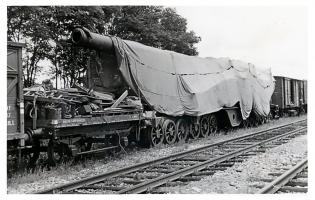 Ligne Maginot - ALVF - Canon de 340 mle 1912 sur berceau - La pièce  Mireille du 372 RALVF
Canon de 340 mm modèle 1912 sur affût à berceau Saint-Chamond