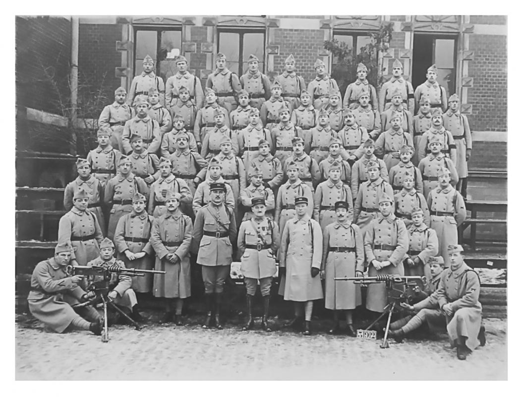 Ligne Maginot - 154° Régiment d'Infanterie de Forteresse - Une compagnie du régiment à Bitche
Photo antérieure à 1923