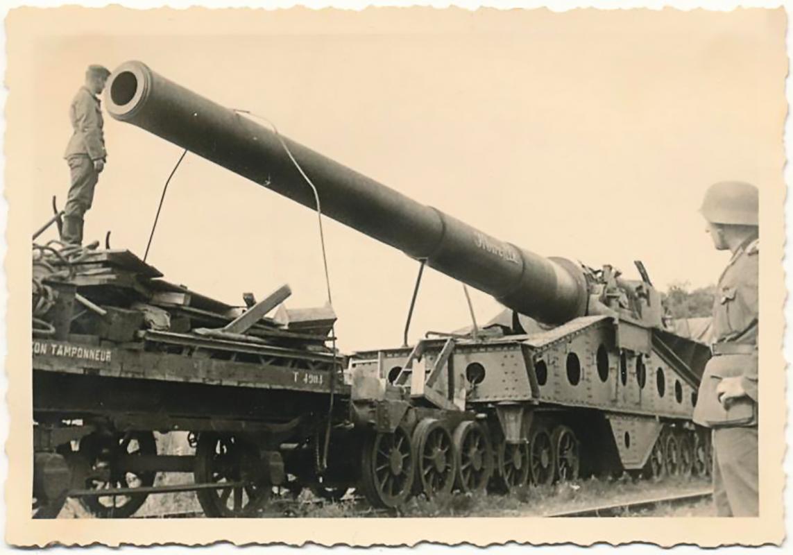 Ligne Maginot - ALVF - Canon de 340 mle 1912 sur berceau - La pièce  Mireille du 372 RALVF
Canon de 340 mm modèle 1912 sur affût à berceau Saint-Chamond