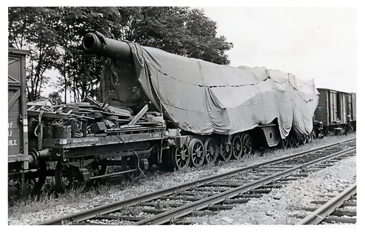 Ligne Maginot - ALVF - Canon de 340 mle 1912 sur berceau - La pièce  Mireille du 372 RALVF
Canon de 340 mm modèle 1912 sur affût à berceau Saint-Chamond