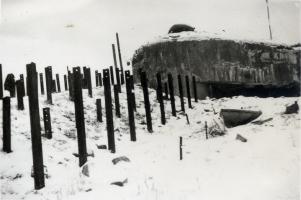 Ligne Maginot - FOUR A CHAUX - FAC - (Ouvrage d'artillerie) - Le bloc 6 sous la neige.
Vue prise durant l'occupation.