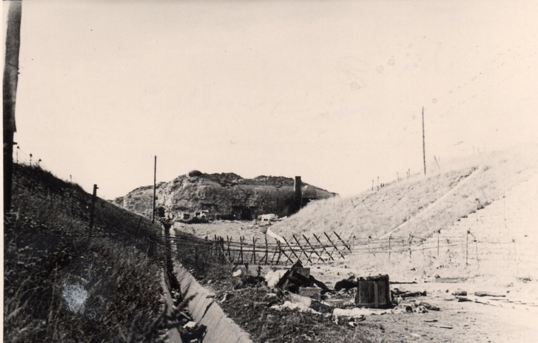 Ligne Maginot - WELSCHHOF - (Ouvrage d'infanterie) - Bloc 1
L'ouvrage après les combats - Inconnu