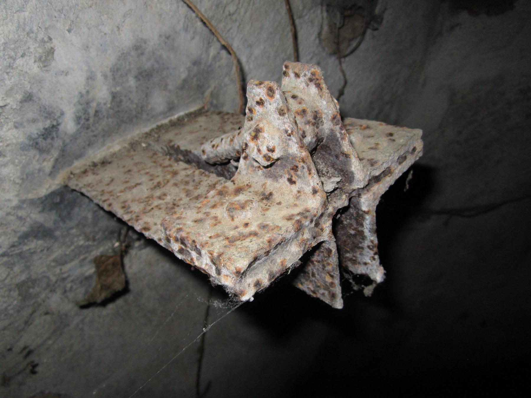 Ligne Maginot - 57 - STEINGIESSEN - (Blockhaus pour arme infanterie) - Détail du support d'arme - G.Fuchs
