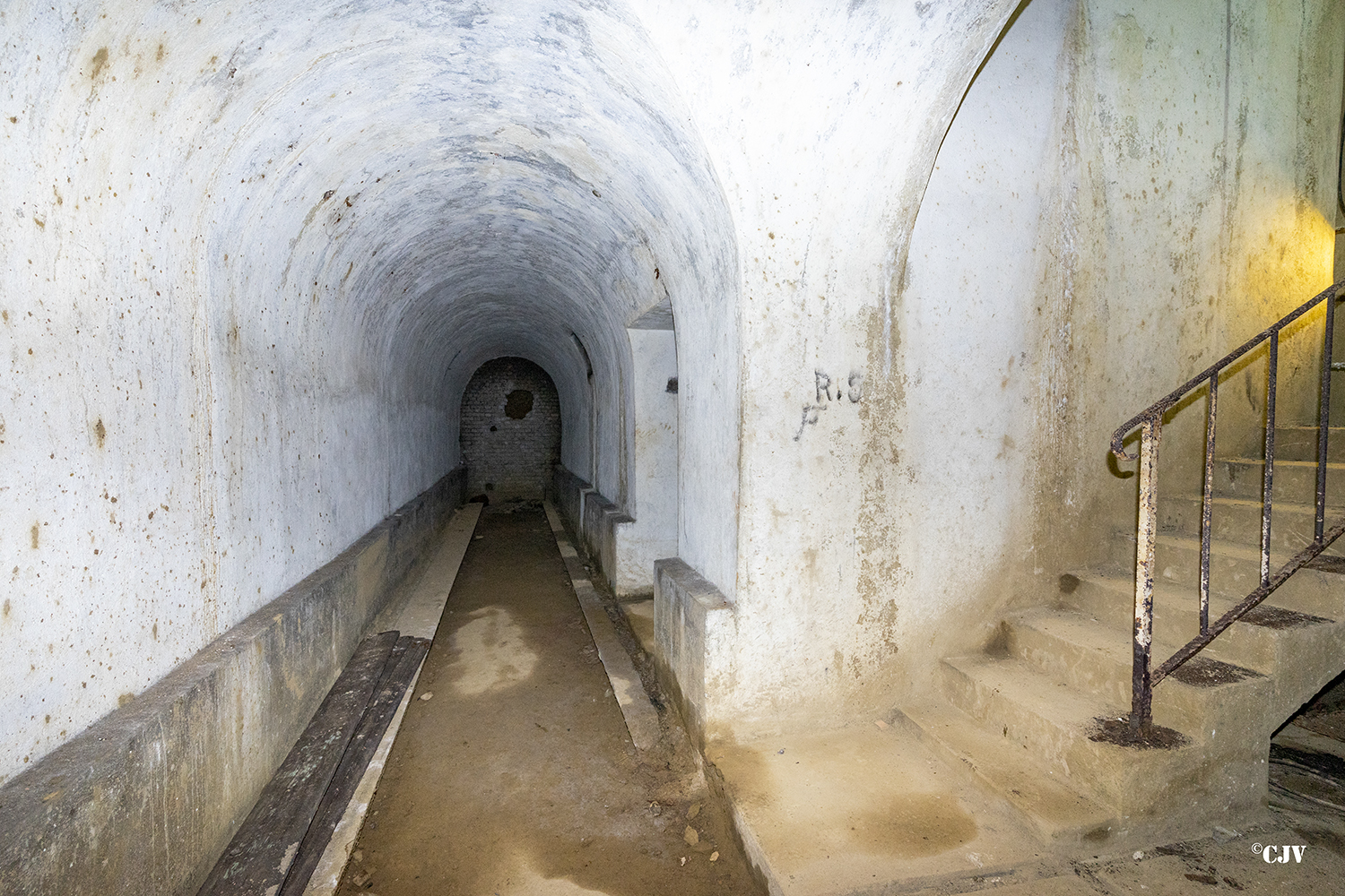 Ligne Maginot - BREHAIN OUEST (C2 DE L'OUVRAGE DE BREHAIN) - (Casemate d'infanterie - Simple) - L'embryon de galerie devant relier la casemate à l'ouvrage de Bréhain - Lia VERMEULEN