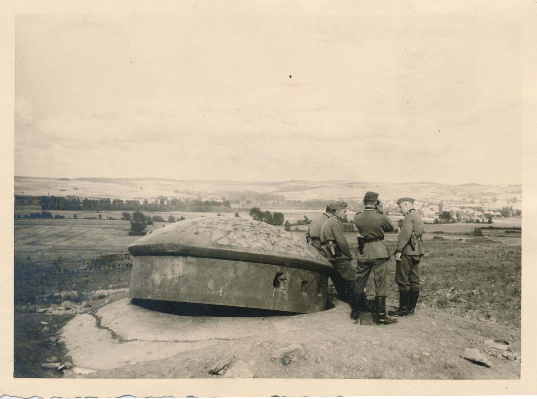 Ligne Maginot - LA FERTE - (Ouvrage d'infanterie) - Bloc 2
Tourelle pour deux armes mixtes - Inconnu