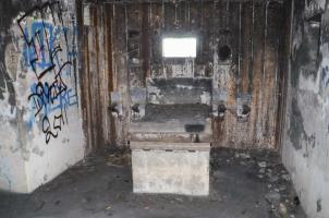 Ligne Maginot - 85 - HASELBERG - (Casemate d'infanterie - double) - Chambre de tir mitrailleuse sud-ouest dirigée vers la casemate 86-Aschenbach