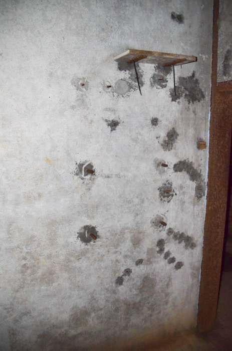 Ligne Maginot - 110 - BETTLACH - (Casemate d'artillerie) - Détail de l'ancrage du téléphone - D. Froehly