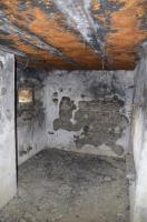 Ligne Maginot - LINSDORF OUEST - (Blockhaus pour canon) - Chambre de tir pour mitrailleuse
Les supports de l'affût sont encore visibles