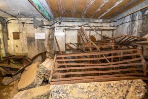 Ligne Maginot - LA FERTE - (Ouvrage d'infanterie) - Bloc 2 
L'intérieur du bloc ravagé par les explosions