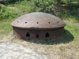 Ligne Maginot - VELOSNES - (Ouvrage d'artillerie) - Bloc 1
Tourelle pour deux armes mixtes