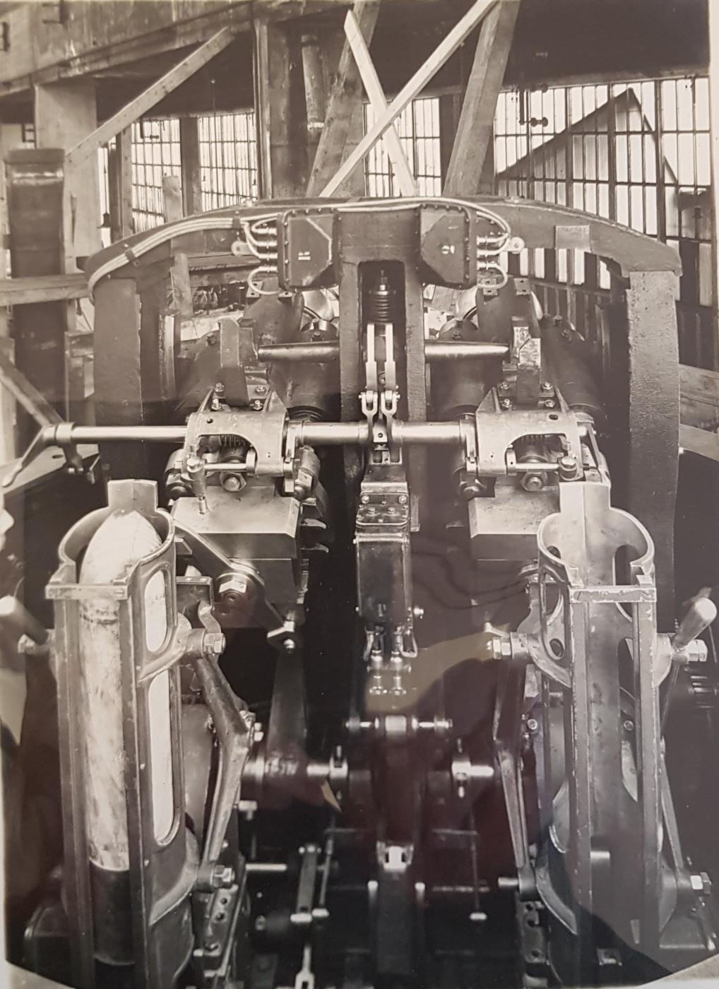 Ligne Maginot - Tourelle de 135 en construction - Cie Gle de Construction Chatillon-Batignolles
Usine de Nantes
Fond 43 Fi 26
Cote ARM 128