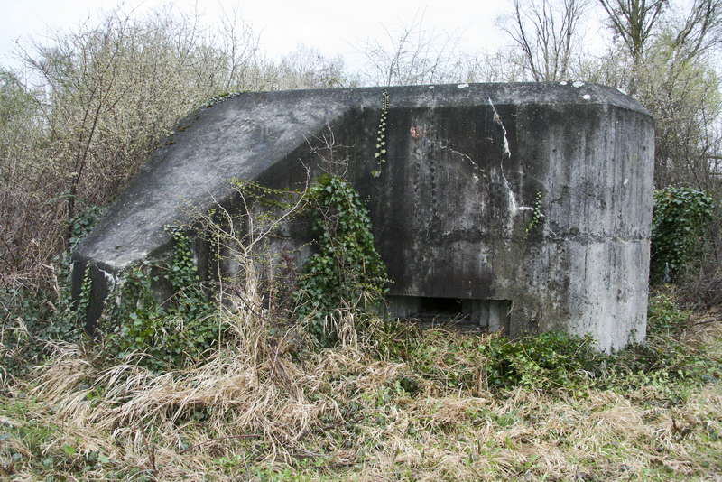 Ligne Maginot - B640 - SAINT LOUIS EST 3 - (Blockhaus pour arme infanterie) -  - Alain Perouffe