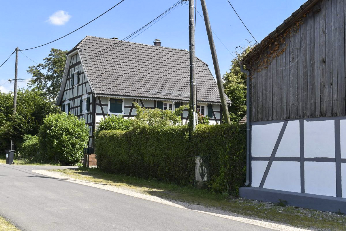 Ligne Maginot - VIEILLE POSTE (PC DE PAIX DU III/171° RIF) - (PC de Quartier) - PC de temps de paix - Photo à comparer avec celle de la page 65 du livret 39/40 dans le Sundgau de JB-Wahl. - Daniel Froehly