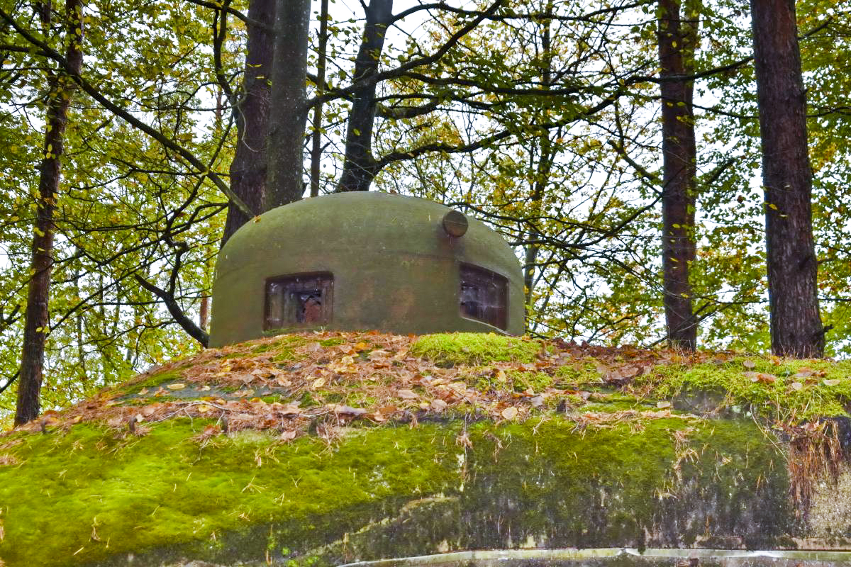 Ligne Maginot - BIESENBERG 6 - (Blockhaus pour arme infanterie) - Cloche GFM avec un créneau décalé - Daniel Froehly