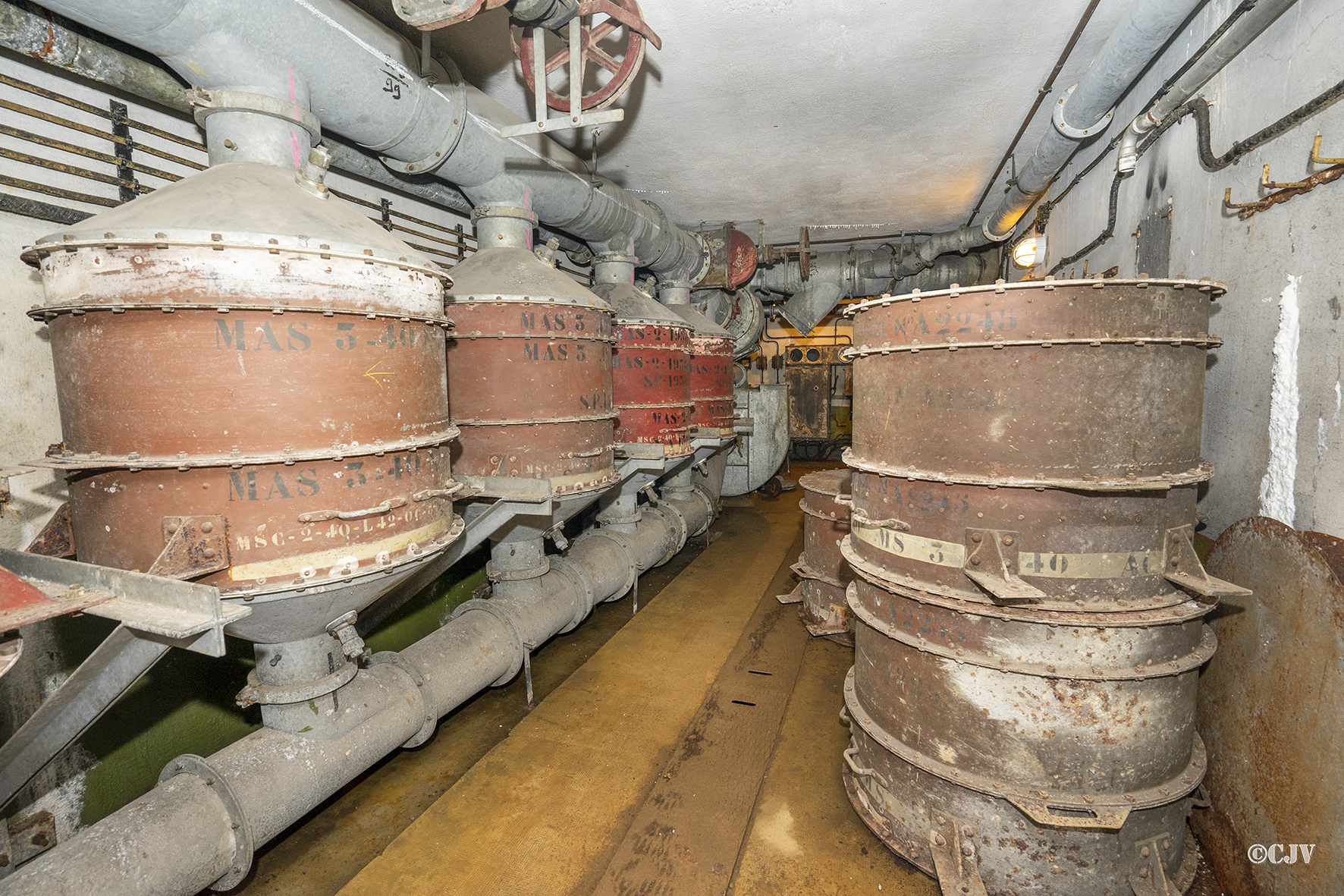 Ligne Maginot - LA FERTE - (Ouvrage d'infanterie) - Bloc 2
Salle des filtres - Lia VERMEULEN