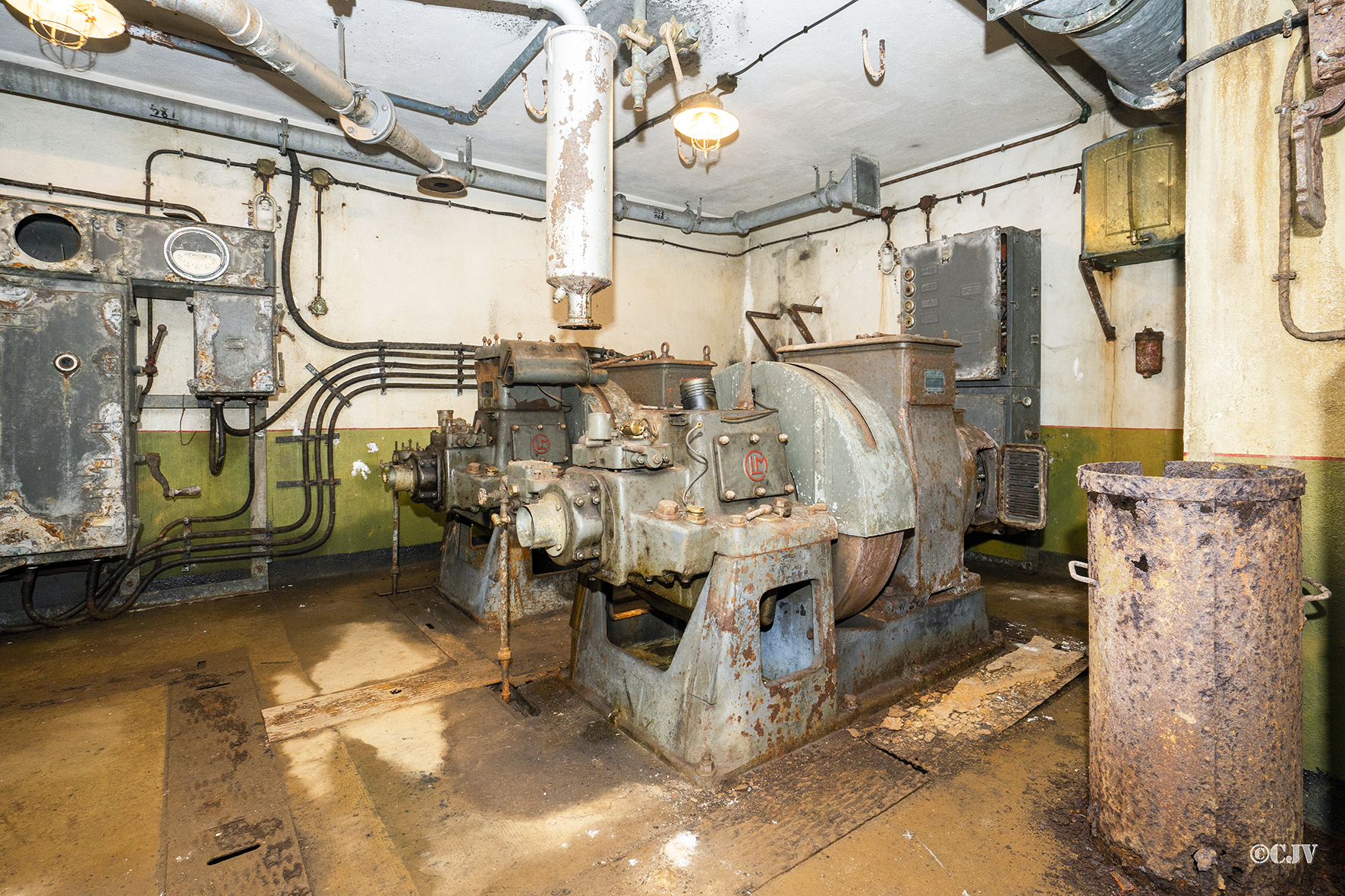 Ligne Maginot - LA FERTE - (Ouvrage d'infanterie) - Bloc 2
Usine électrique - Lia VERMEULEN