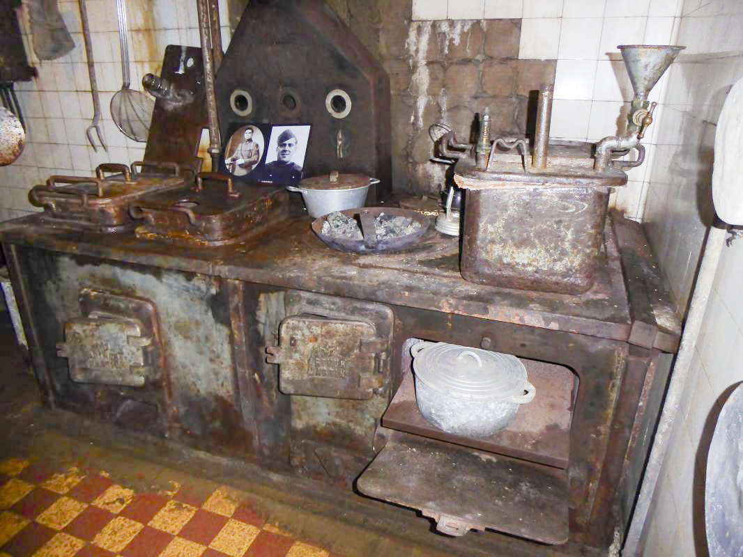 Ligne Maginot - LA FERTE - (Ouvrage d'infanterie) - La cuisinière à gasoil - ELLENA-CUNY