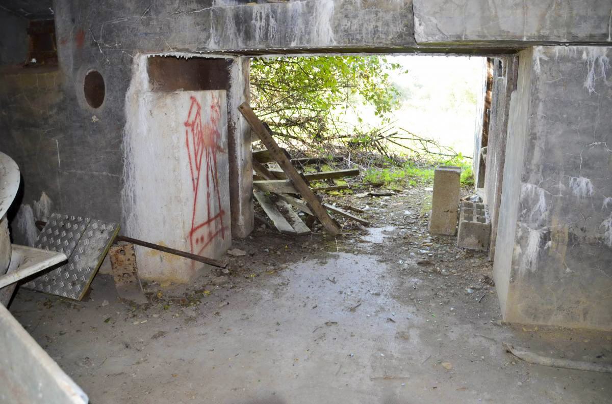 Ligne Maginot - 116 - BROCHRITTY NORD - (Casemate d'infanterie - Double) - Entrée du matériel, vue de l’intérieur. - D. Froehly