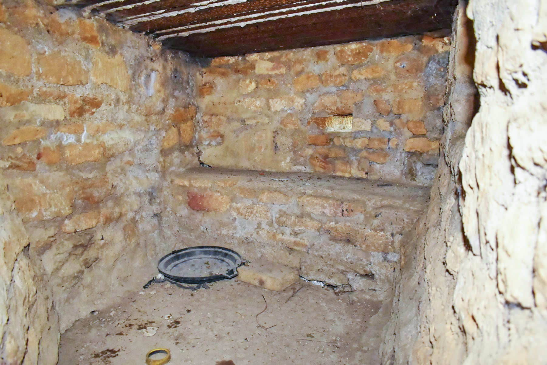 Ligne Maginot - VILLY 3 - B37 - (Blockhaus pour arme infanterie) - l'intérieur - D.Froehly