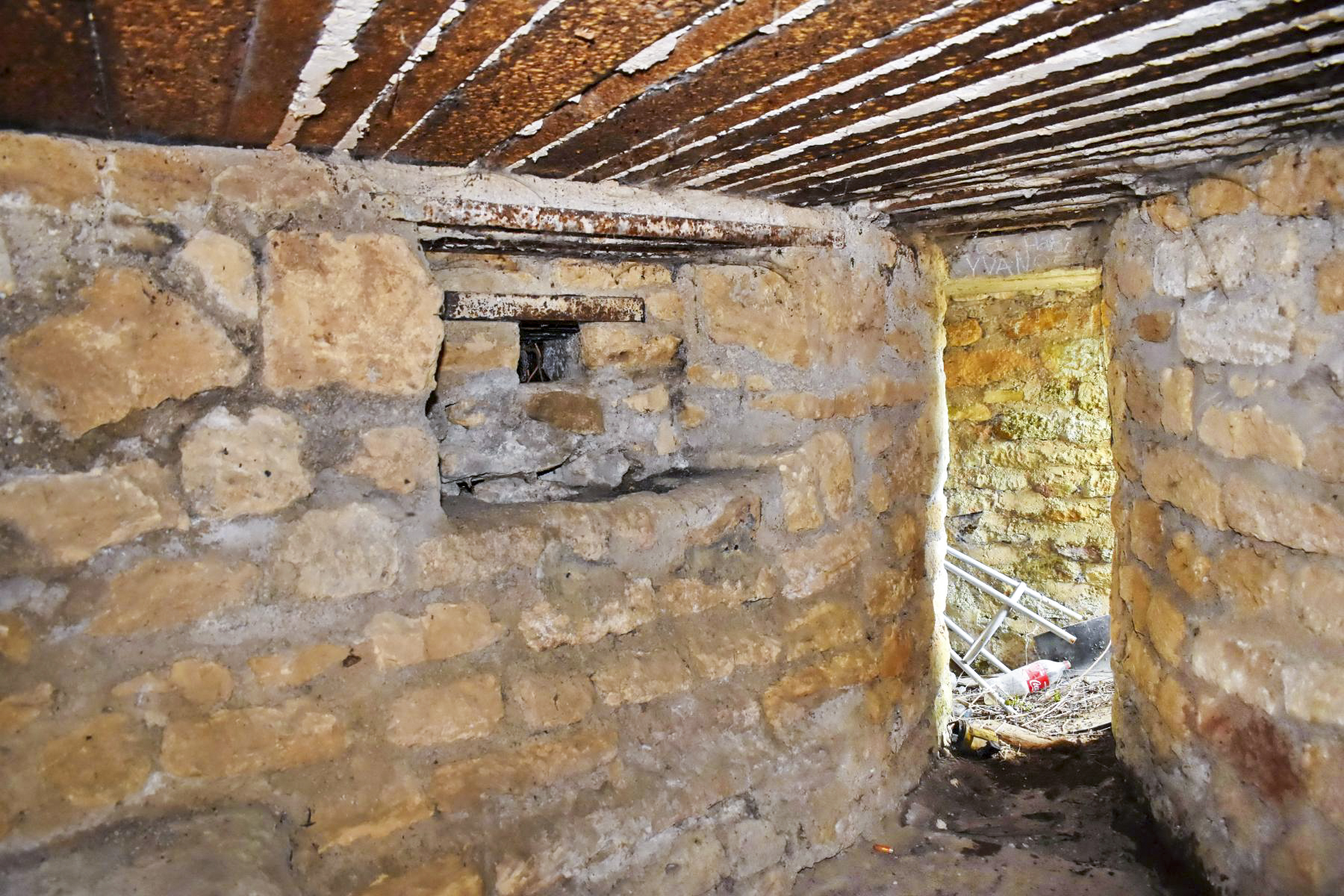 Ligne Maginot - VILLY 3 - B37 - (Blockhaus pour arme infanterie) - l'intérieur - D.Froehly