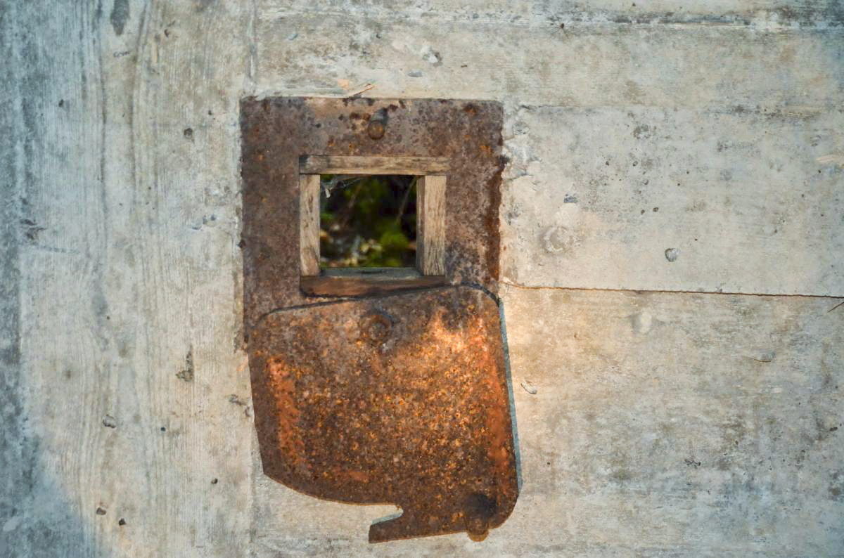 Ligne Maginot - COL DE NEUNEICH - (Abri) - Créneau de tir coté intérieur - D. Froehly