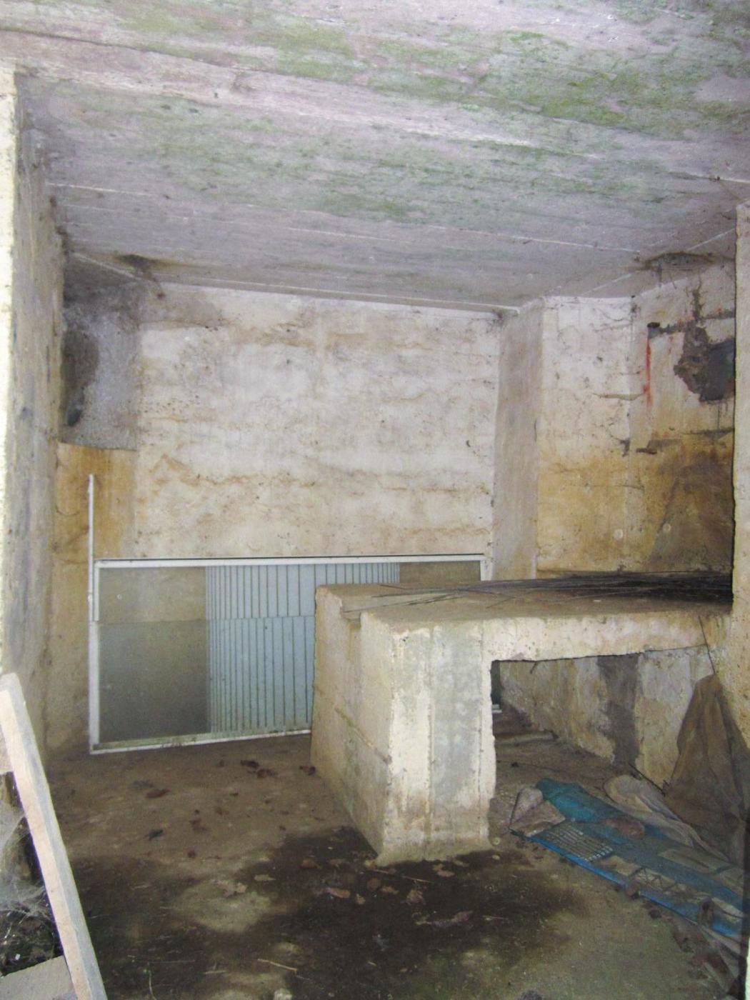 Ligne Maginot - 36 - ROUTE DE BLAGNY - (Blockhaus pour arme infanterie) - Chambre de tir
Mitrailleuse de gauche - Gregory Fuchs
