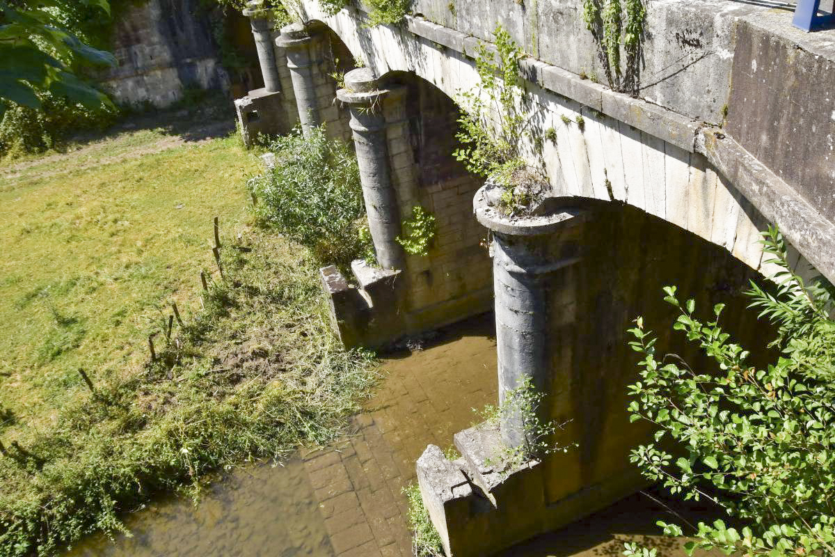 Ligne Maginot - PONT CANAL DE LA LARGUE - (Barrage de Route) - Vue du haut du Pont canal, la Largue et la zone inondable. - Daniel Froehly