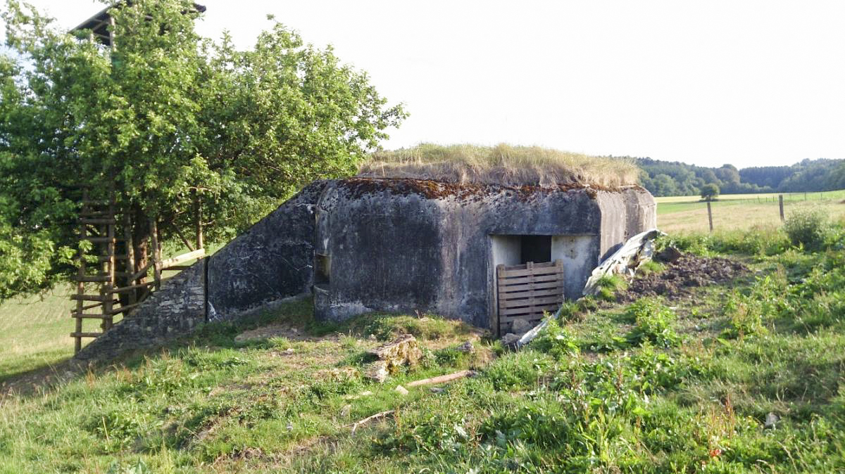 Ligne Maginot - VERRERIES (DES) - (Blockhaus pour arme infanterie) - Façade Nord-Est et entrée - KLENCK Manuel