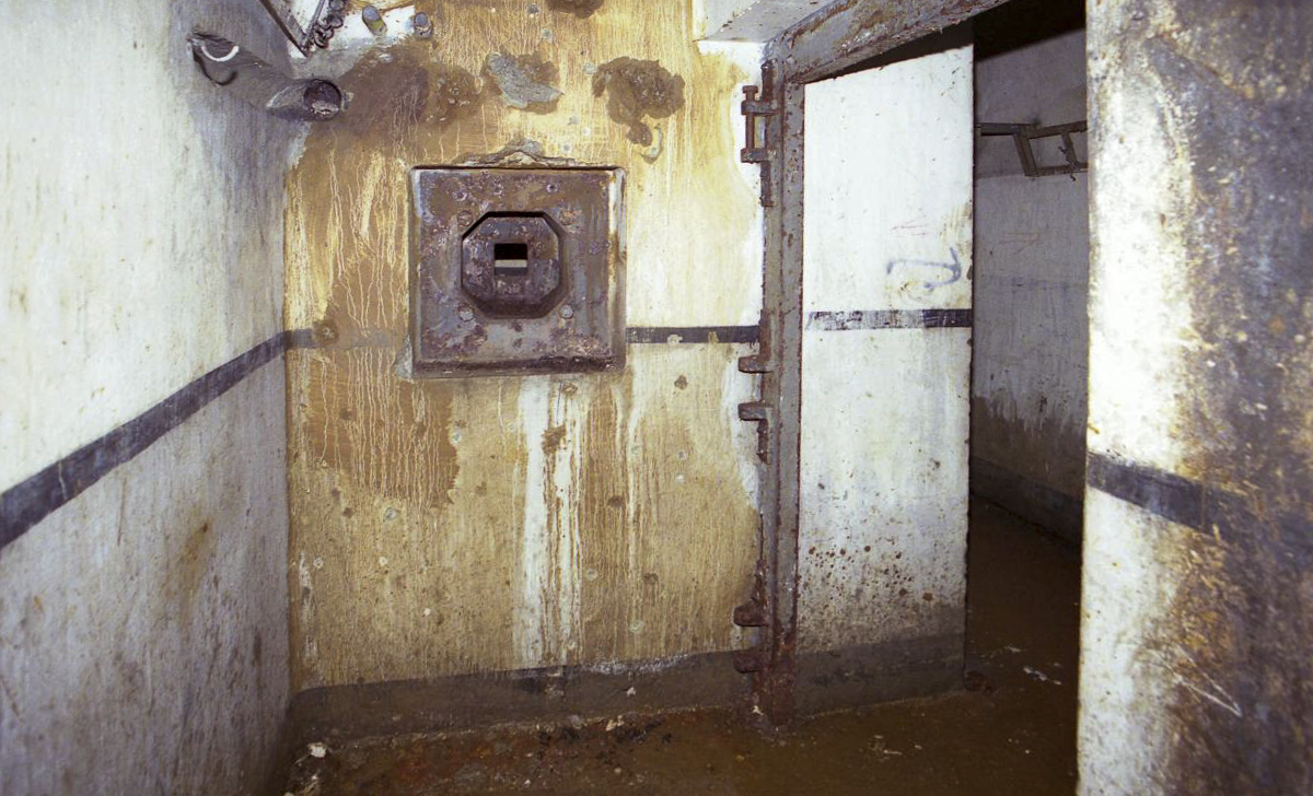Ligne Maginot - LA SALMAGNE - (Ouvrage d'infanterie) - Locaux souterrains
Blockhaus de défense interne - Valentin Hemmert