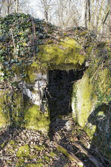Ligne Maginot - CARREFOUR 224 NORD - (Blockhaus pour arme infanterie) - Couloir donnant sur la seconde pièce - D. Froehly