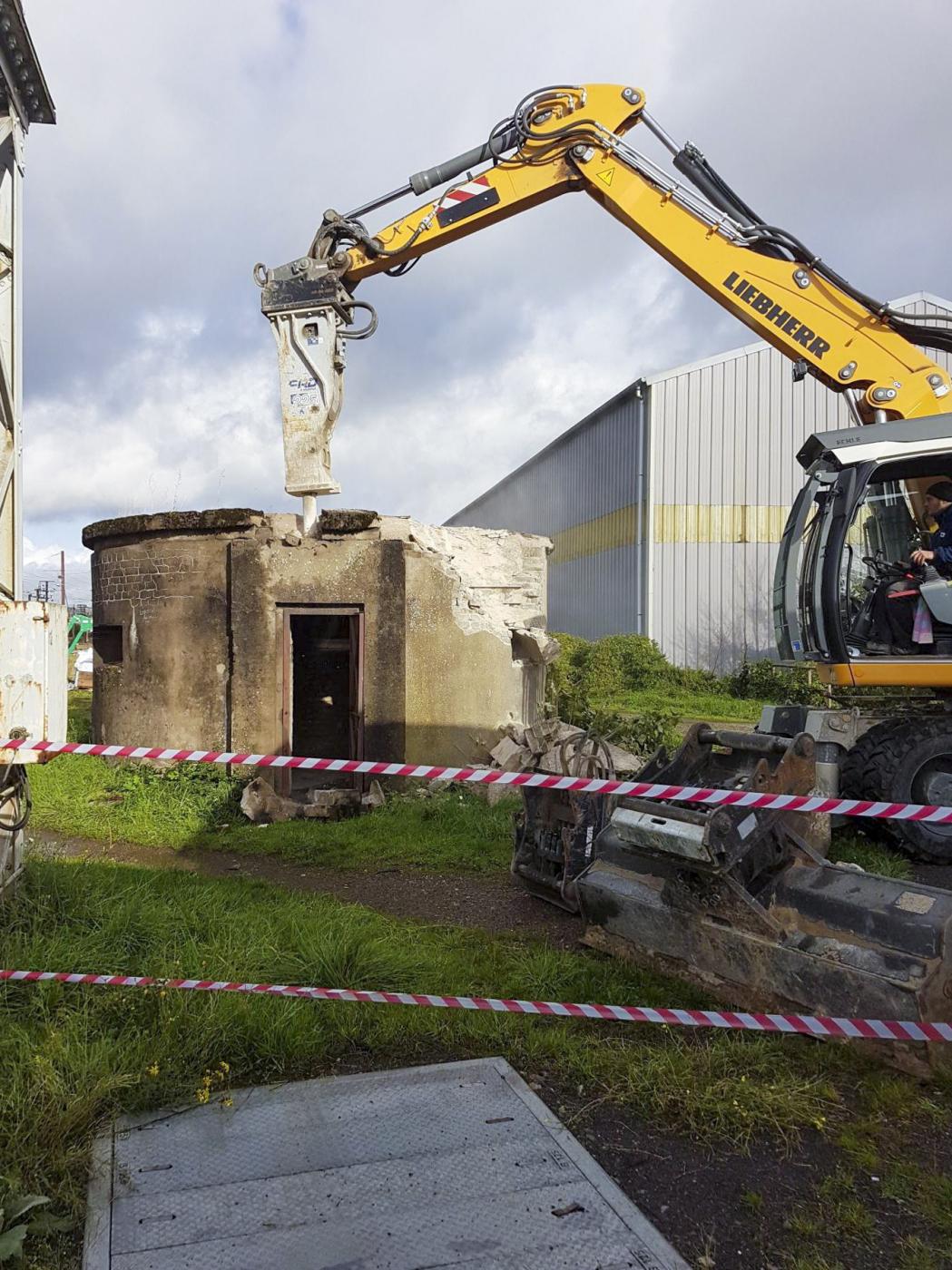 Ligne Maginot - UCKANGE TRIAGE - (Blockhaus pour arme infanterie) - C'est la fin - Kiki57