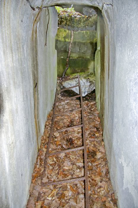 Ligne Maginot - GRUNHUTTE 2 - (Cuve pour arme d'infanterie) - Couloir vers la chambre de tir - D.Froehly