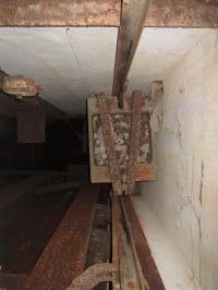 Ligne Maginot - LE CHESNOIS - CHENOIS - (Ouvrage d'artillerie) - Entrée mixte
Contrepoids de la porte blindée