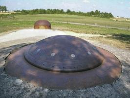 Ligne Maginot - BAMBESCH - A35 - (Ouvrage d'infanterie) - Bloc 1
Tourelle de mitrailleuses modifiée en AM