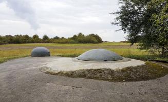 Ligne Maginot - BAMBESCH - A35 - (Ouvrage d'infanterie) - Bloc 1
Tourelle de mitrailleuses modifiée en AM et cloche GFM