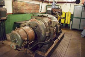 Ligne Maginot - BAMBESCH - A35 - (Ouvrage d'infanterie) - L'usine électrique
Le groupe n°2 vu coté alternateur